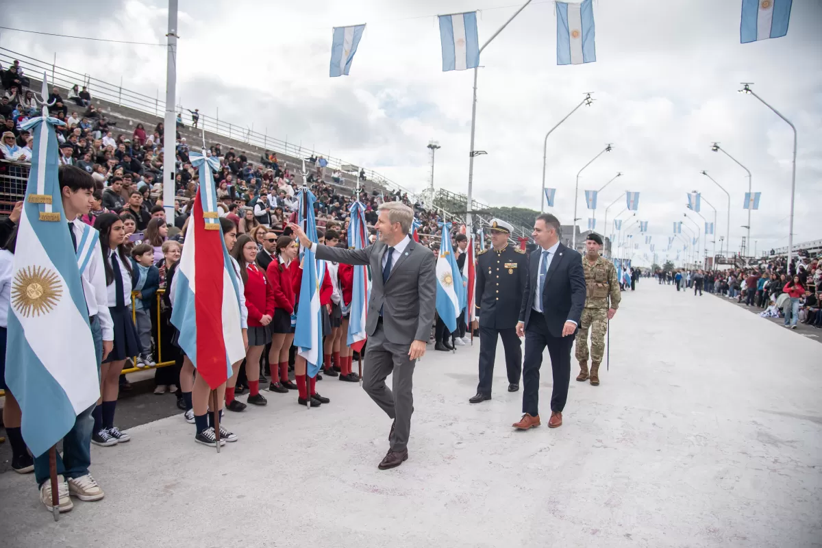 En los festejos por el 25 de Mayo, Frigerio hizo un fuerte llamado al di&aacute;logo y el consenso