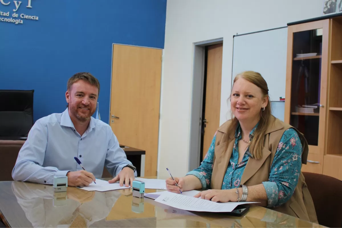 Adolescentes sin cuidados parentales acceder&aacute;n a capacitaciones digitales