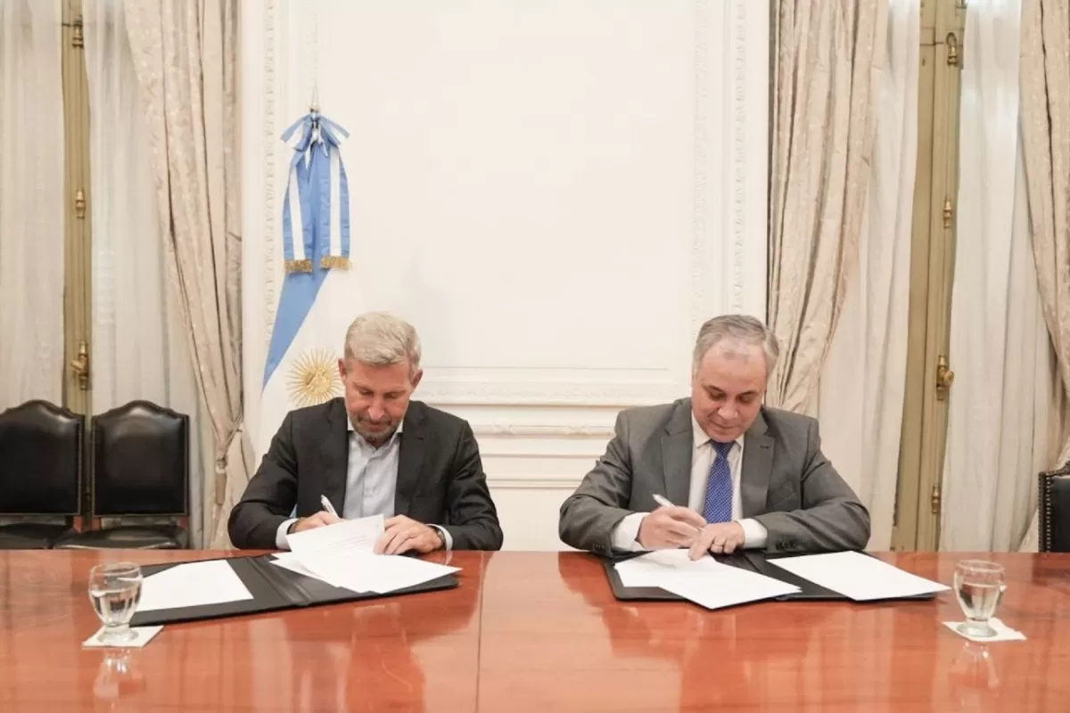 Entre R&iacute;os firm&oacute; un acuerdo hist&oacute;rico con Naci&oacute;n: ANSES transferir&aacute; 120.000 millones para compensar parte del d&eacute;ficit previsional