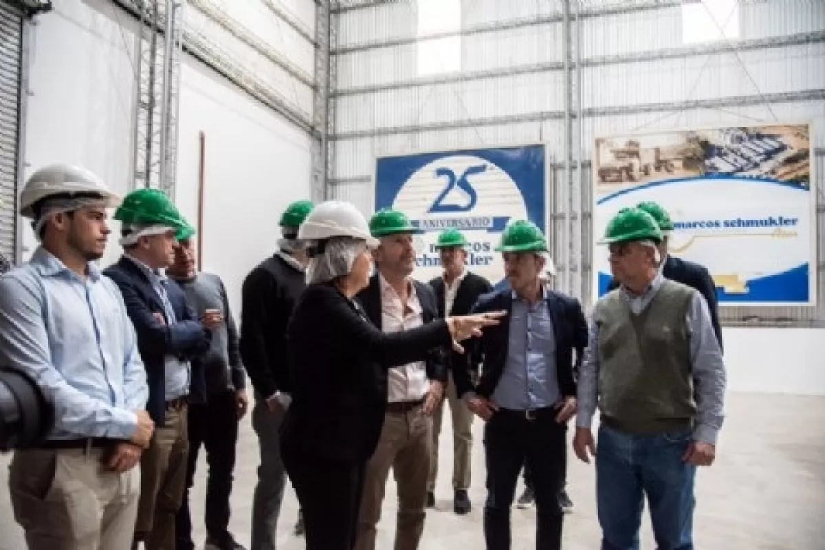 Frigerio visit&oacute; una empresa arrocera de San Salvador que ampl&iacute;a su capacidad productiva con financiamiento del CFI