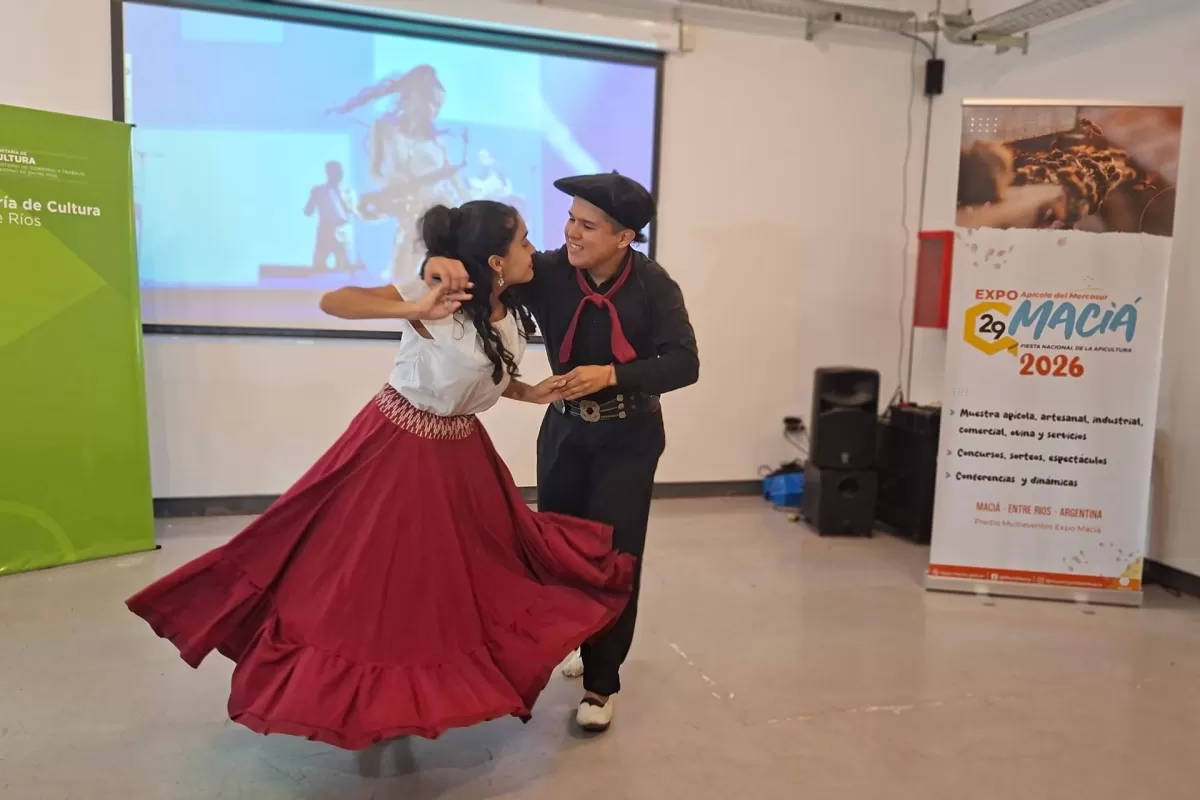 Se present&oacute; la Fiesta Nacional de la Apicultura en Maci&aacute;