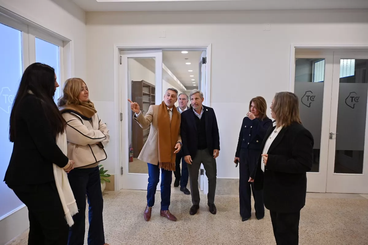 Frigerio visitó las renovadas instalaciones del Tribunal de Cuentas