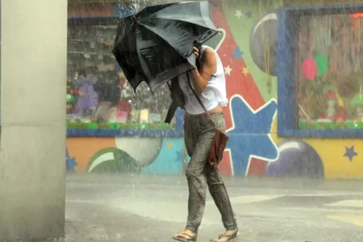 Renovaron la alerta amarilla por tormentas para este lunes en la provincia