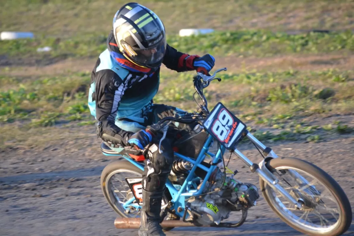 Motoclub Gualeguaychú: exitosa tercera fecha con gran presencia larroquense