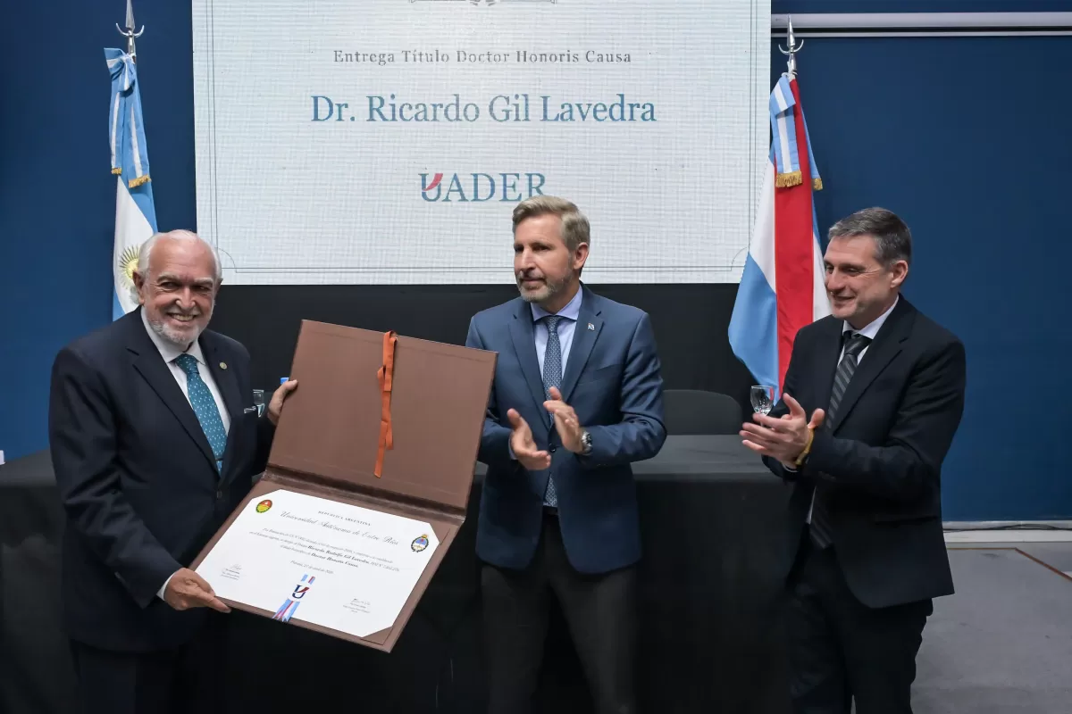 Frigerio particip&oacute; de la entrega del t&iacute;tulo Honoris Causa a Ricardo Gil Lavedra