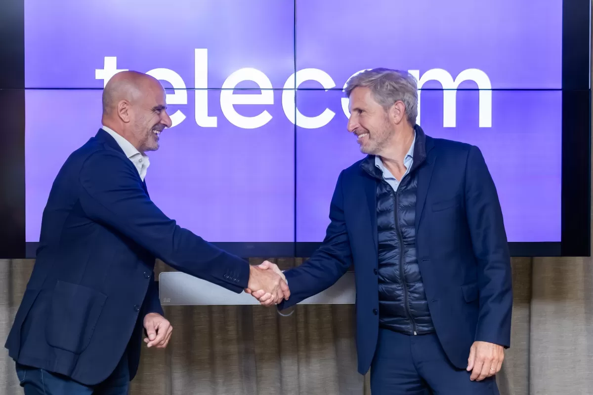 Telecom invertirá 8 millones de dólares para mejorar la conectividad en la provincia