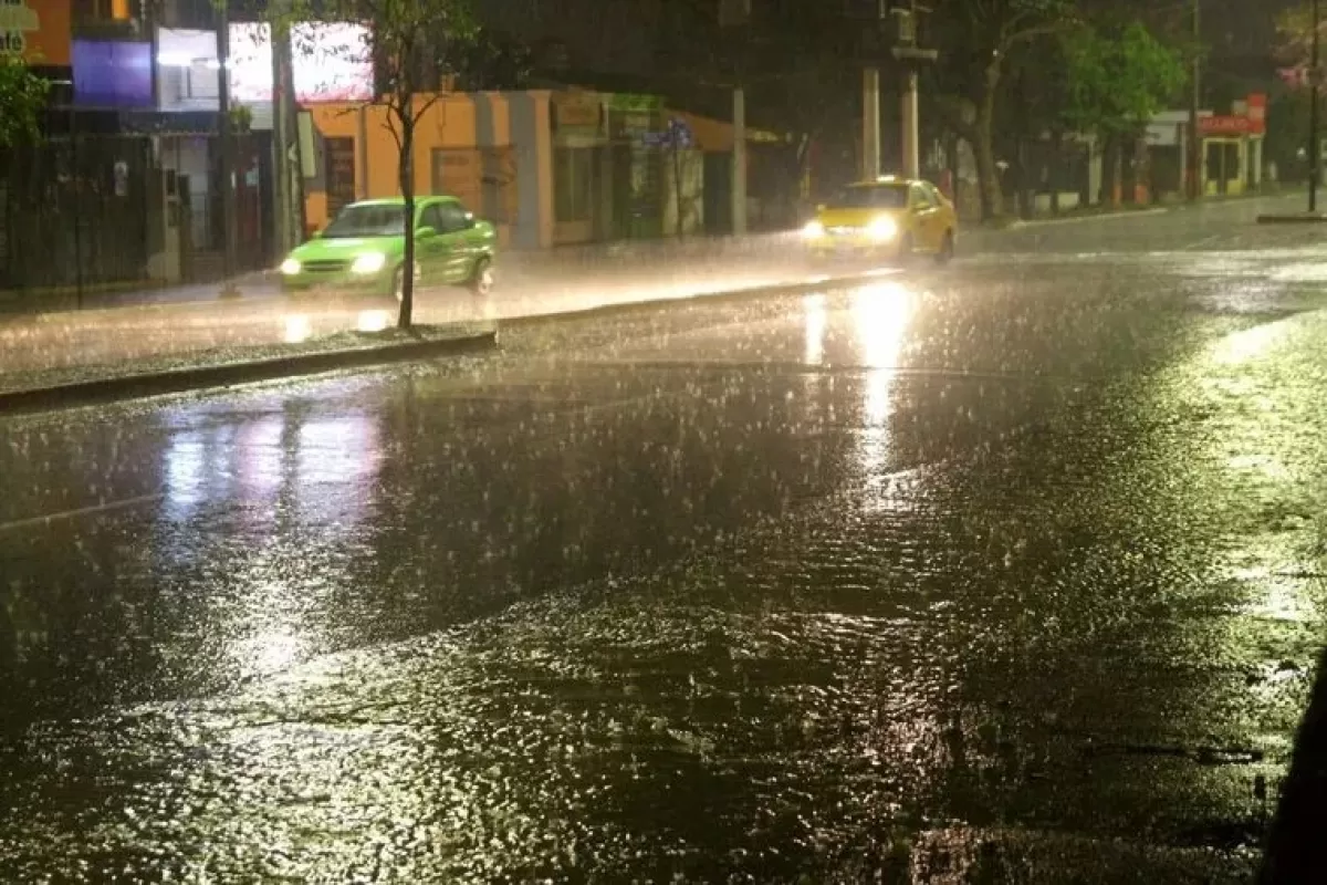 Emitieron alerta amarilla por lluvia y tormentas para este sábado por la noche
