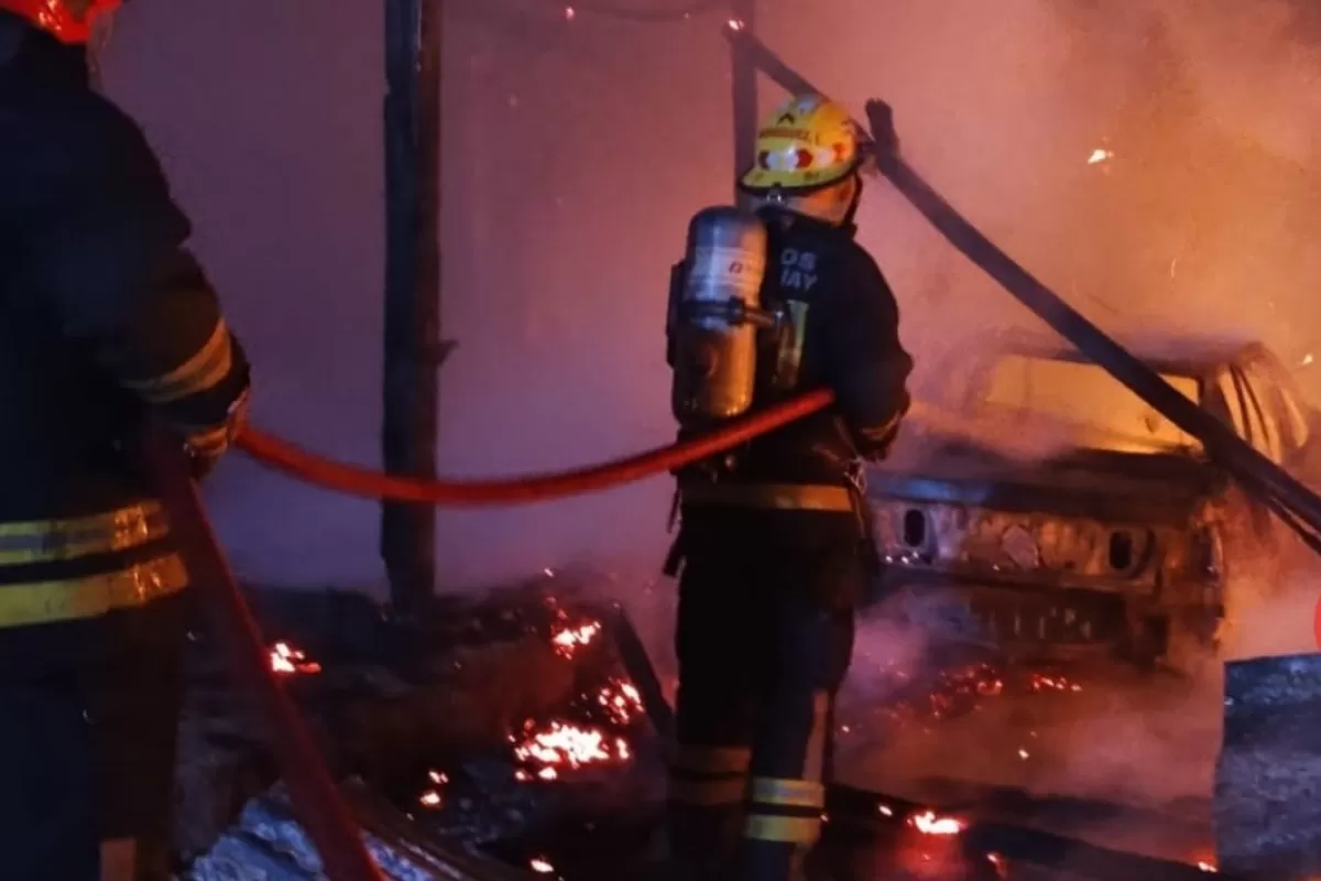 Dos casas fueron consumidas por un incendio en Concepción del Uruguay