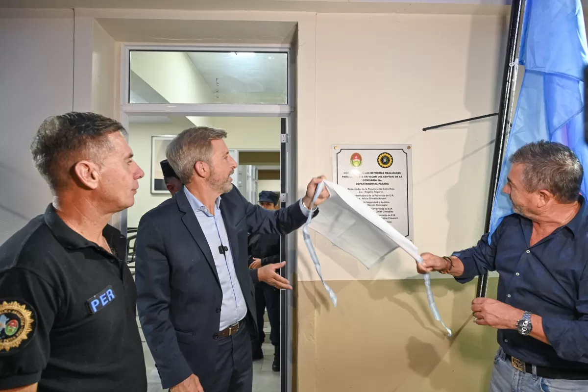 La Provincia inaugur&oacute; la ampliaci&oacute;n y puesta en valor de la Comisar&iacute;a Sexta de Paran&aacute;