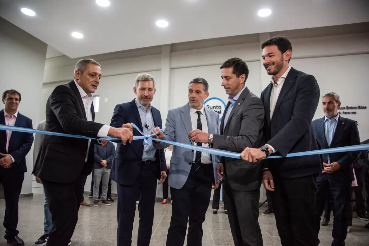 La Provincia inici&oacute; otra fase de Puntos Digitales en facultades