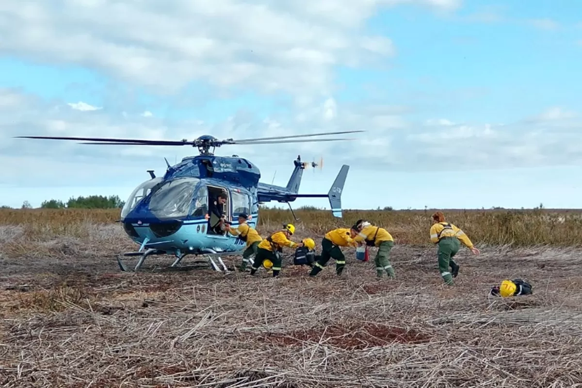 Entre Ríos refuerza la prevención de incendios rurales con medios aéreos