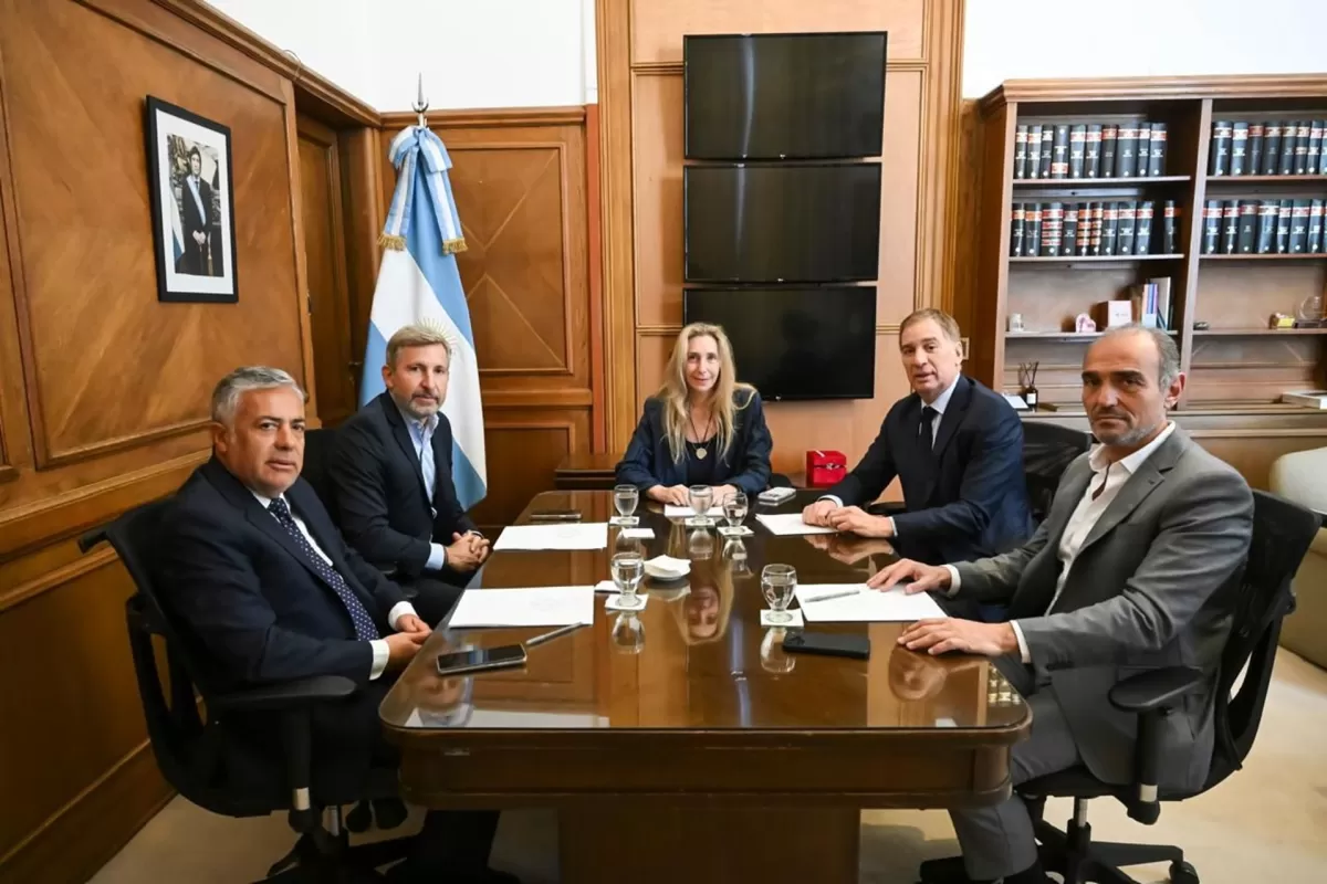 Frigerio se reuni&oacute; con Karina Milei para avanzar en obras en rutas nacionales