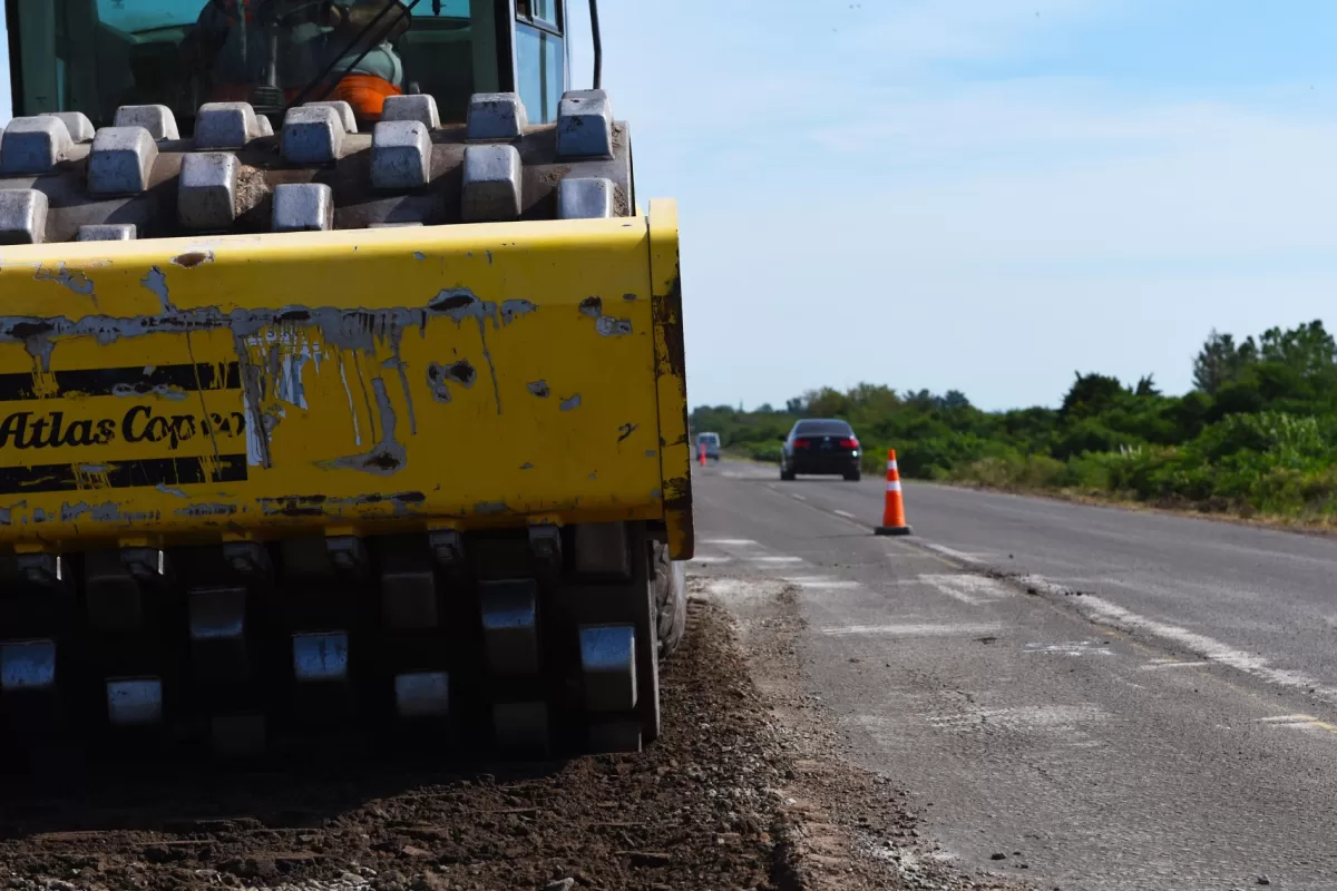 Avanza el Plan de Recuperación de rutas provinciales con obras en los departamentos Gualeguaychú, Uruguay e Islas del Ibicuy