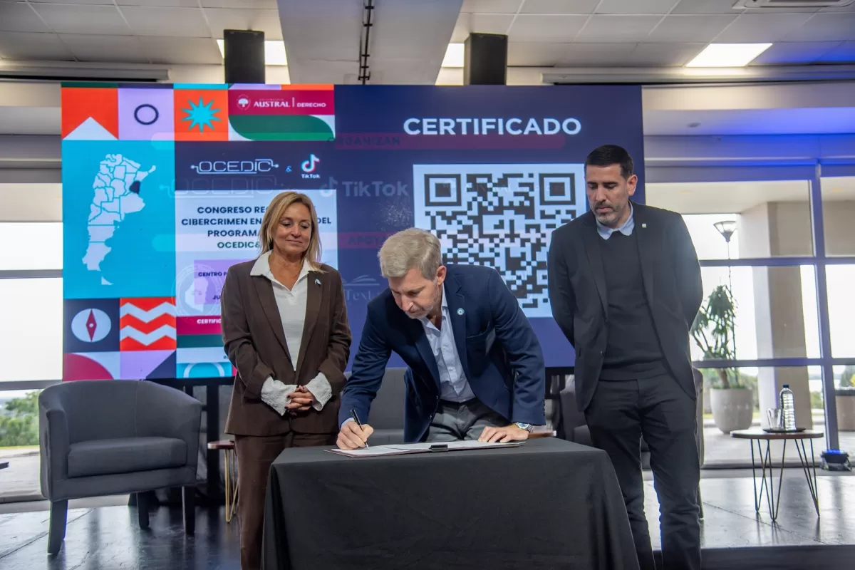 Frigerio inst&oacute; a cuidar a ni&ntilde;os y j&oacute;venes a trav&eacute;s del di&aacute;logo y el uso inteligente de la tecnolog&iacute;a