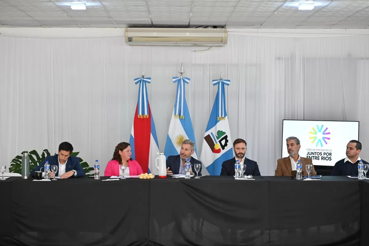 Frigerio se reuni&oacute; con intendentes de Juntos por Entre R&iacute;os