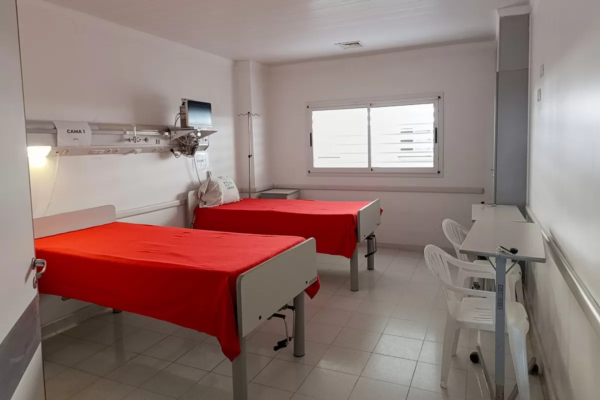 La Provincia finaliz&oacute; obras edilicias que permitieron retomar la atenci&oacute;n en una  sala del hospital Centenario