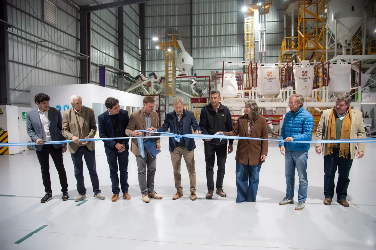 Frigerio inaugur&oacute; una planta de alimentos balanceados en Hasenkamp que adhiri&oacute; al RINI