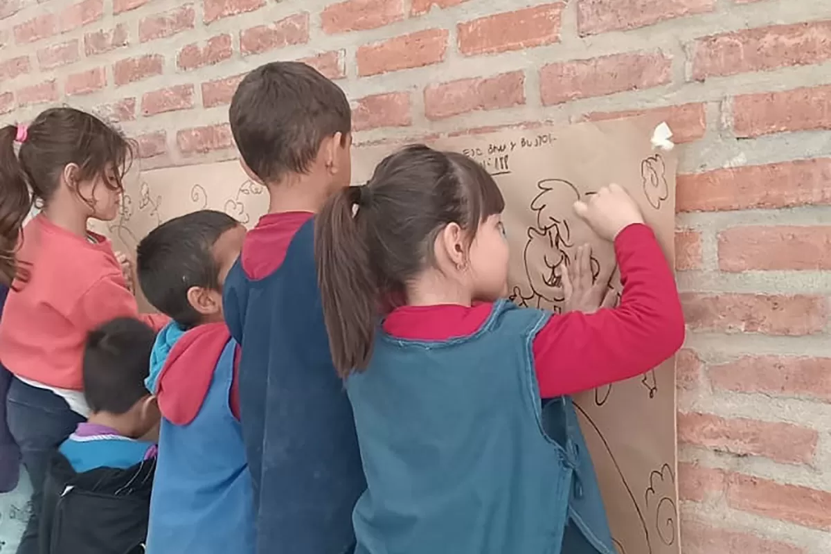 Jardines de Paraná participaron de una jornada basada en obras de artistas argentinos
