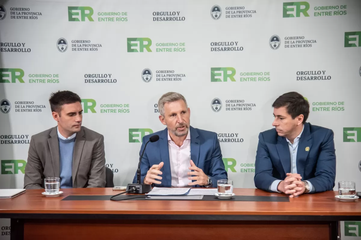 Frigerio anunci&oacute; un programa para cuidar el salario y la capacidad econ&oacute;mica de empleados p&uacute;blicos y jubilados