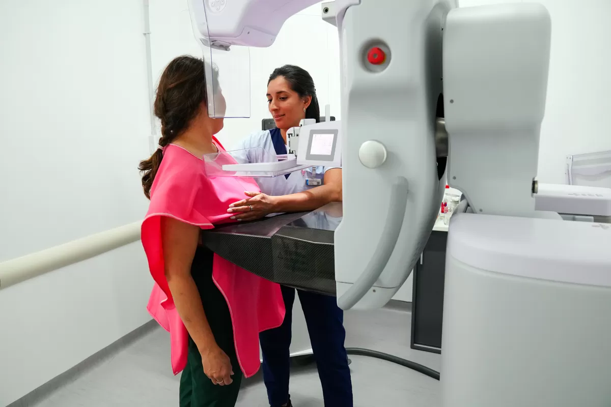 Salud refuerza la importancia de la detecci&oacute;n temprana del c&aacute;ncer de mama