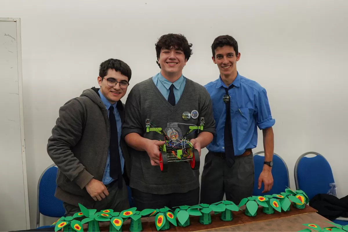 Estudiantes de escuela t&eacute;cnica presentaron un proyecto de rob&oacute;tica con inteligencia artificial