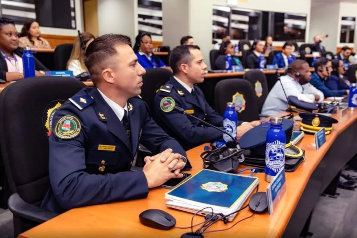 Policías entrerrianos se capacitan en curso internacional en El Salvador