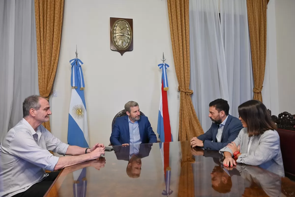 Frigerio recibió a las autoridades del club Patronato