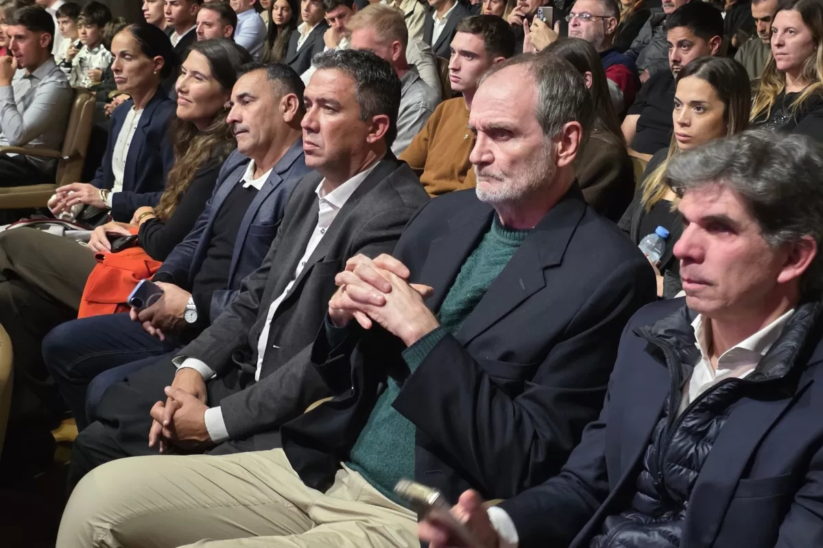 Entre R&iacute;os acompa&ntilde;&oacute; el reconocimiento a los campeones del automovilismo argentino