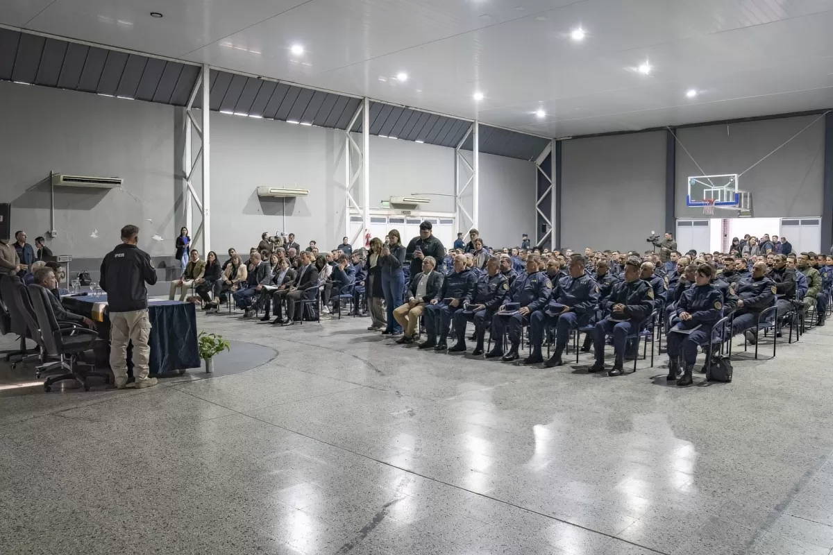 Entre Ríos capacita a la Policía para intervenir en crisis de salud mental en la vía pública