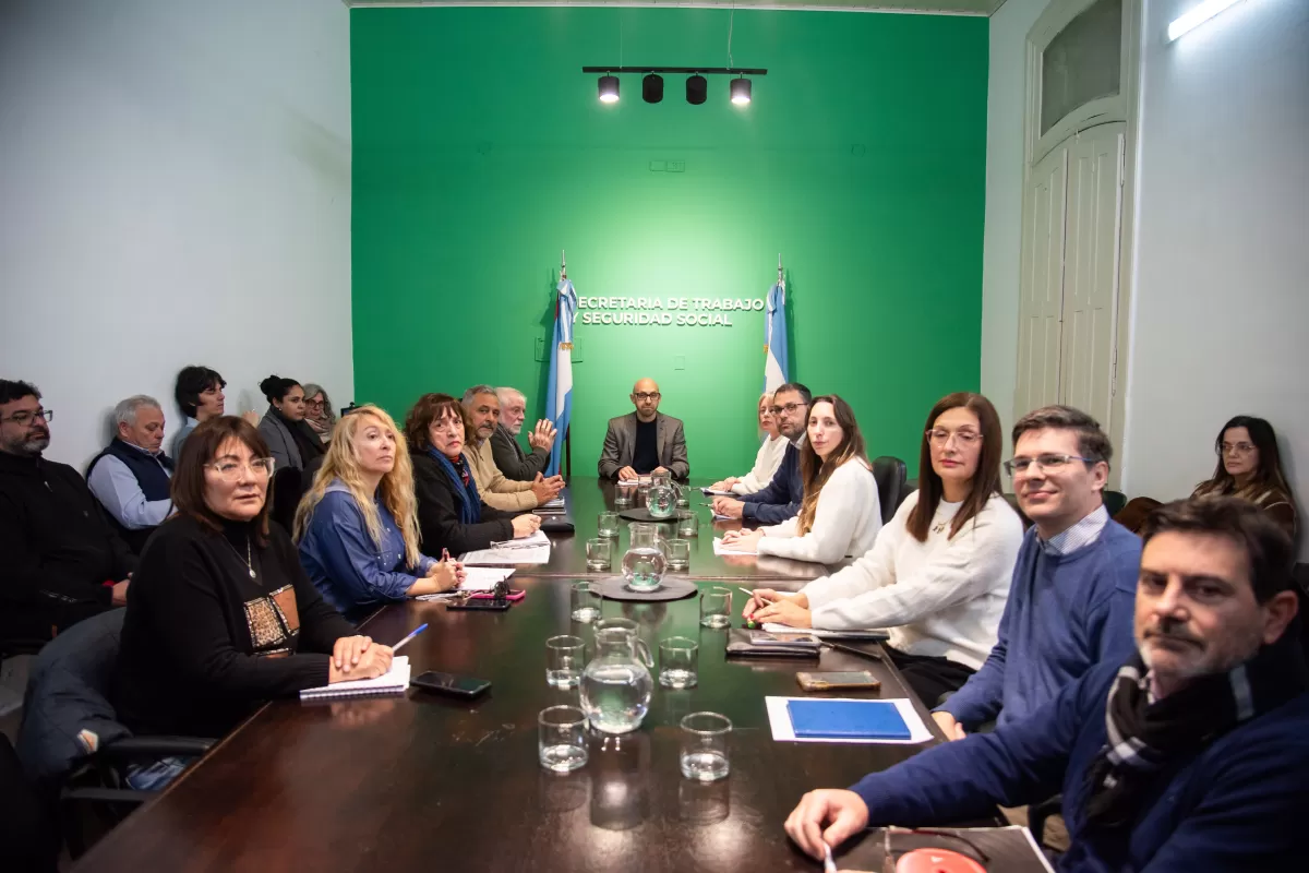 La paritaria estatal pasó a cuarto intermedio hasta el lunes
