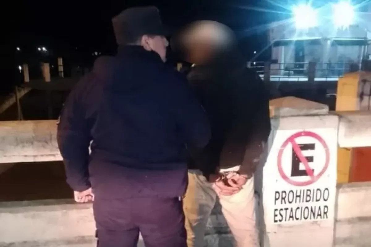 Tiene arresto domiciliario y lo detuvieron paseando por la Costanera de Gualeguaychú