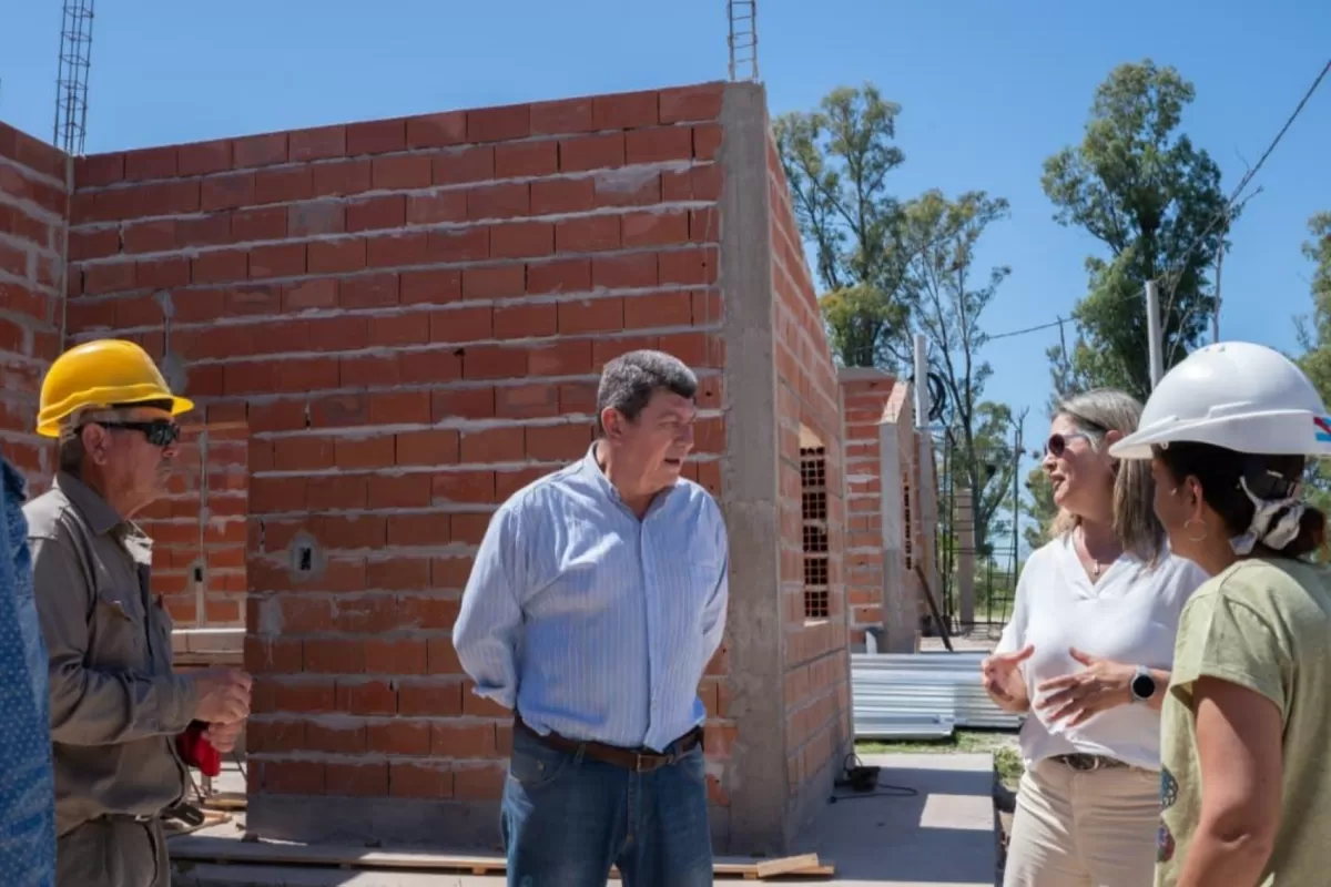 Avanzan las viviendas que se construyen en Piedras Blancas