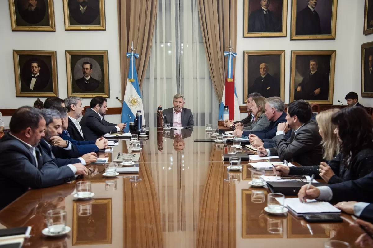 El gobernador Frigerio encabezó una nueva reunión de gabinete con eje en Salud, gestión y políticas sociales
