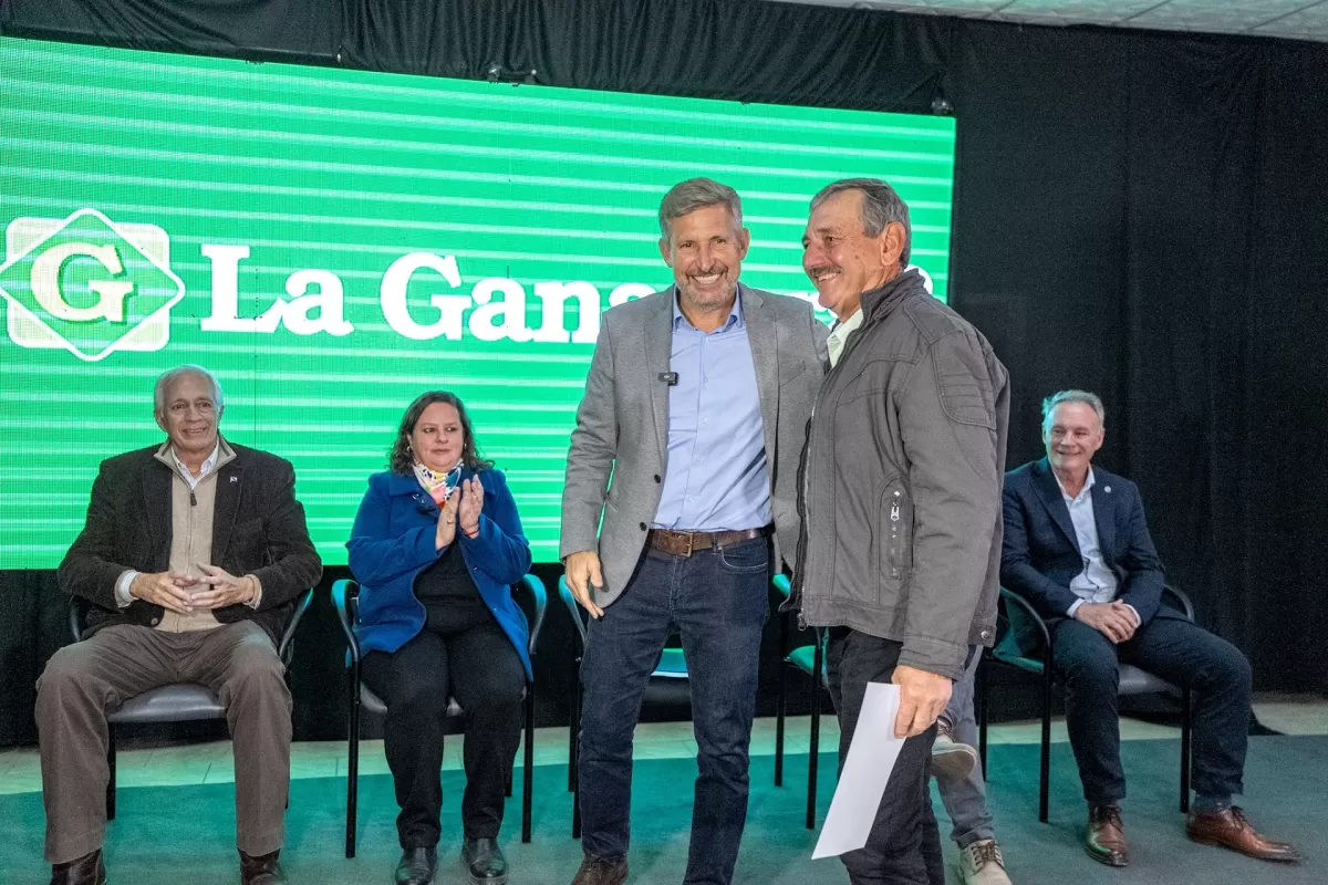 El Gobierno provincial entregó certificados de financiamiento por 1.000 millones de pesos a productores