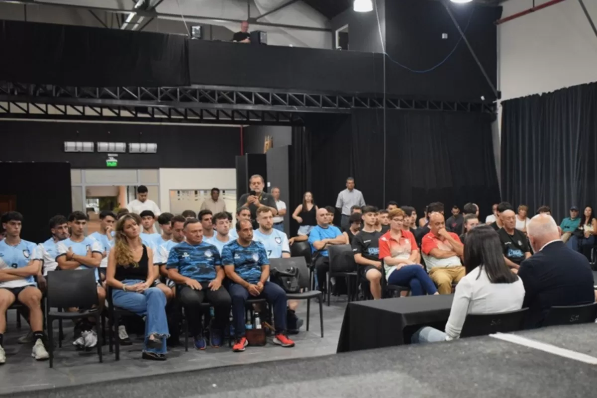 El Gobierno provincial acompañó el lanzamiento de Liga Nacional de Voleibol Masculina