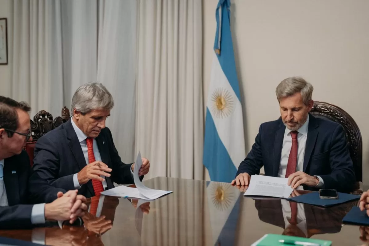 Frigerio firm&oacute; un convenio con Naci&oacute;n que reconoce deudas a favor de Entre R&iacute;os y transfiere inmuebles
