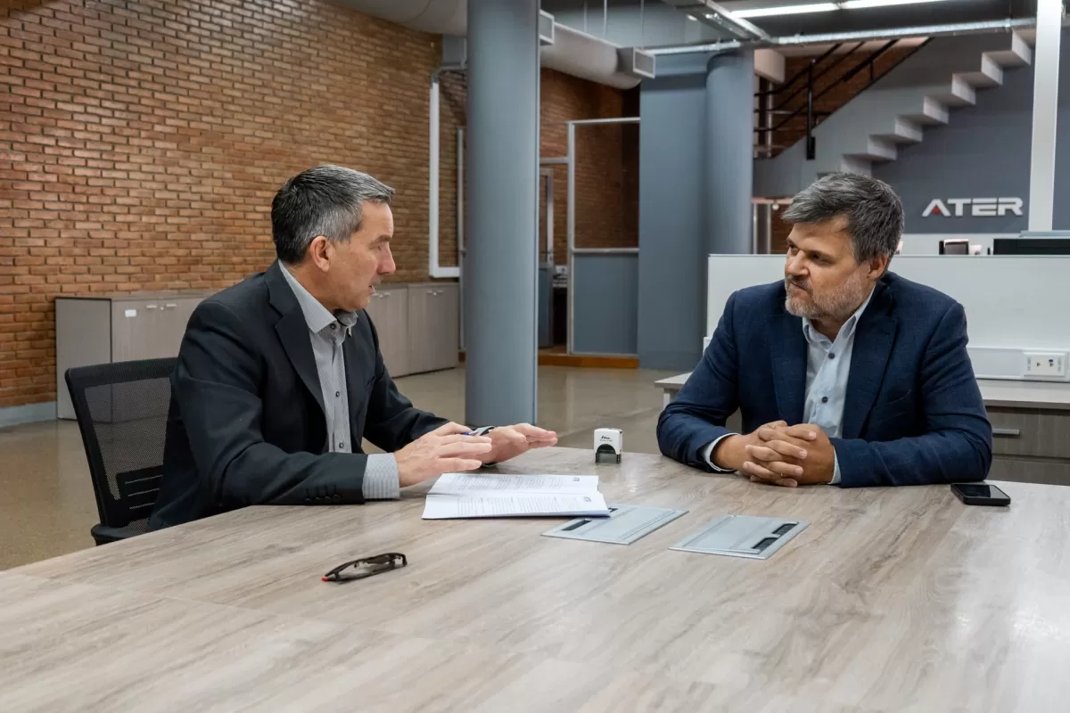 ATER y el Colegio de Escribanos avanzan en la mejora de procesos catastrales