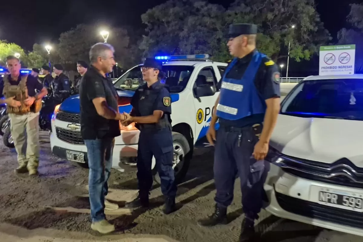 Con despliegue terrestre, a&eacute;reo y fluvial se realiz&oacute; el Operativo Barrio Seguro en Bajada Grande