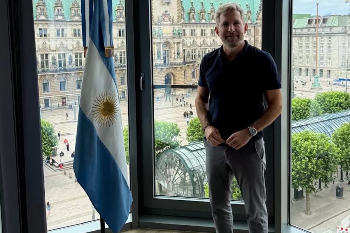 En su visita al Puerto de Hamburgo, Frigerio impuls&oacute; la agenda exportadora y log&iacute;stica de Entre R&iacute;os