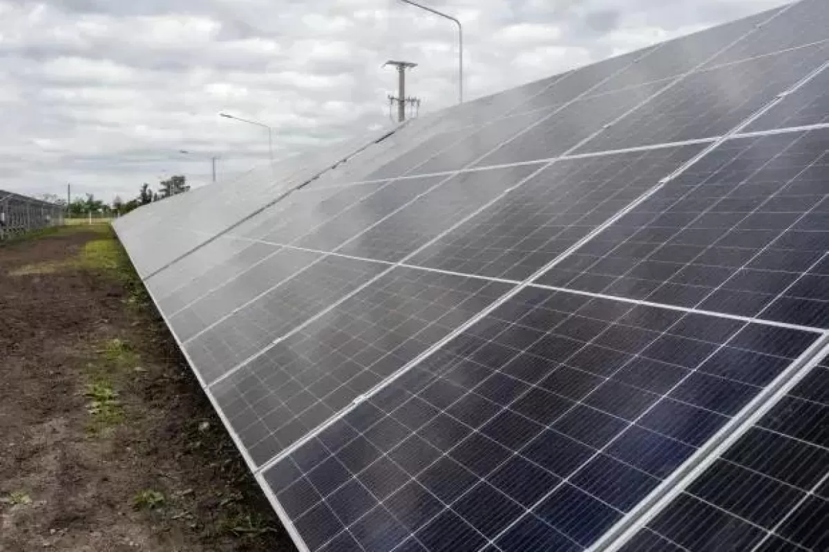 Frigerio inauguró el primer parque solar fotovoltaico de Enersa en Sauce Pinto