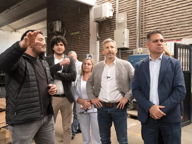 Frigerio destacó la generación de empleo y nuevas inversiones durante su visita a una empresa adherida al RINI