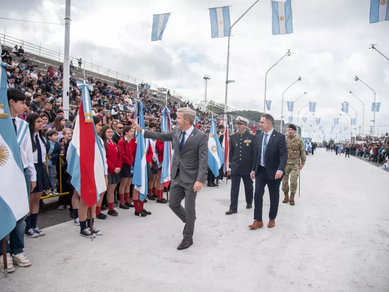 En los festejos por el 25 de Mayo, Frigerio hizo un fuerte llamado al di&aacute;logo y el consenso