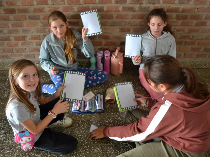 “Un día de película” continúa llevando cine y actividades audiovisuales a escuelas rurales