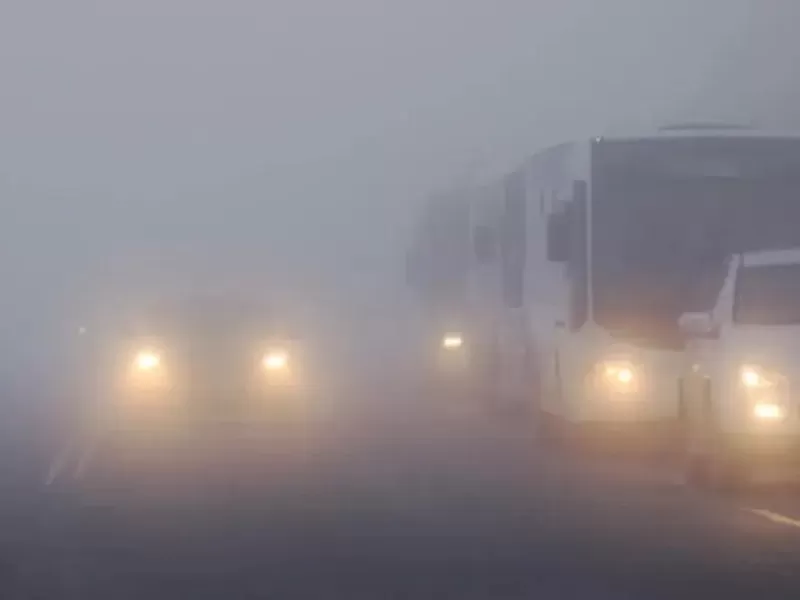 Advierten sobre la presencia de bancos de niebla en toda la provincia