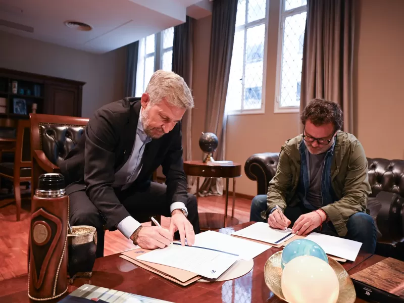 Frigerio firm&oacute; convenio con Casa de la Cultura de la Calle para fortalecer la prevenci&oacute;n de adicciones y cuidado de la salud mental