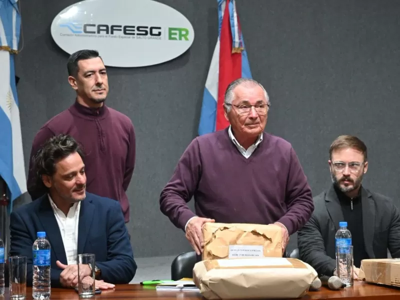 Abrieron sobres para dos obras escolares emblem&aacute;ticas de la regi&oacute;n de Salto Grande