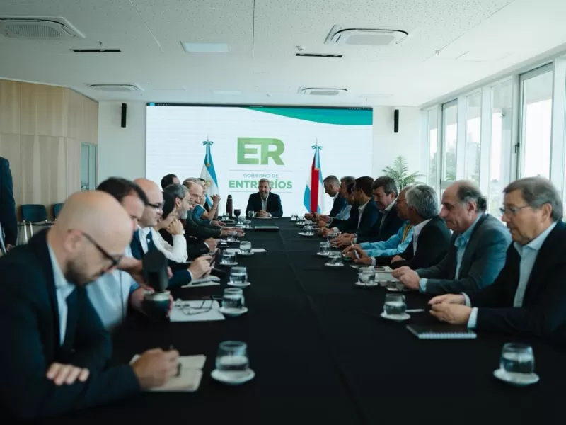 Frigerio encabezó una nueva reunión de gabinete con eje en la gestión y la articulación público-privada