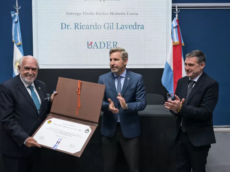 Frigerio particip&oacute; de la entrega del t&iacute;tulo Honoris Causa a Ricardo Gil Lavedra