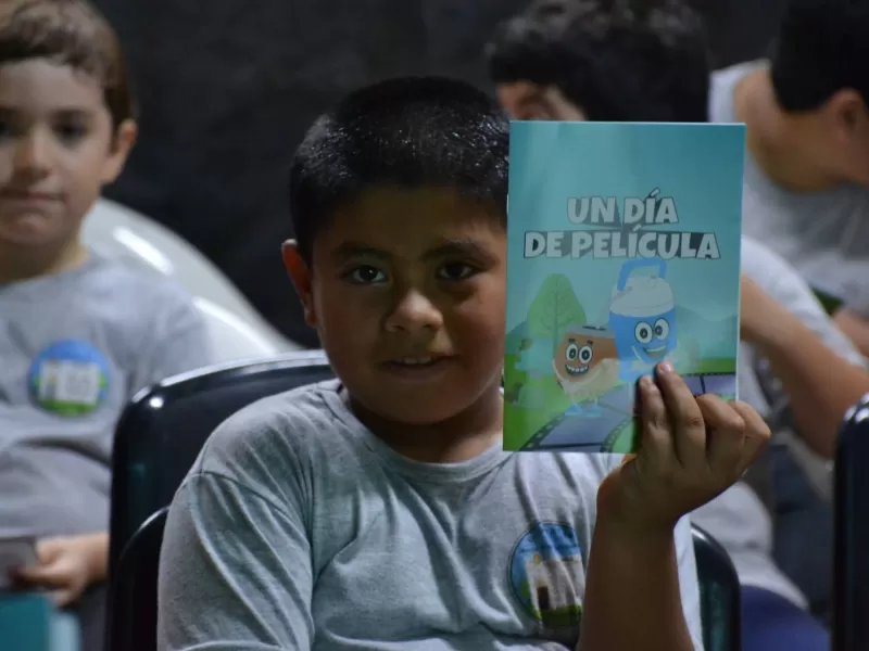 “Un día de película” continúa llevando cine y actividades audiovisuales a escuelas rurales