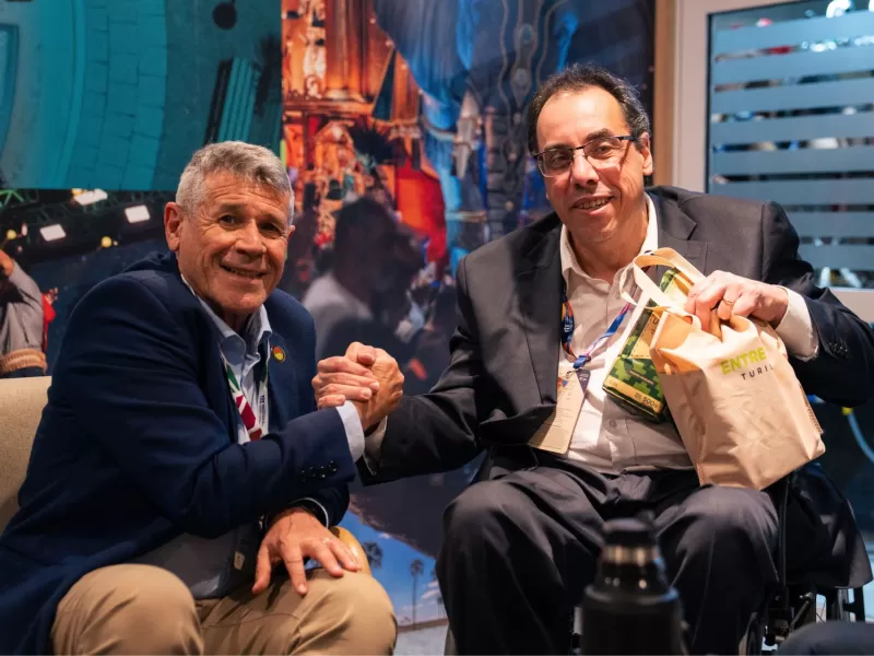 El Gobierno provincial y Uruguay programan una agenda tur&iacute;stica conjunta que incluye la visita del Papa Le&oacute;n XIV